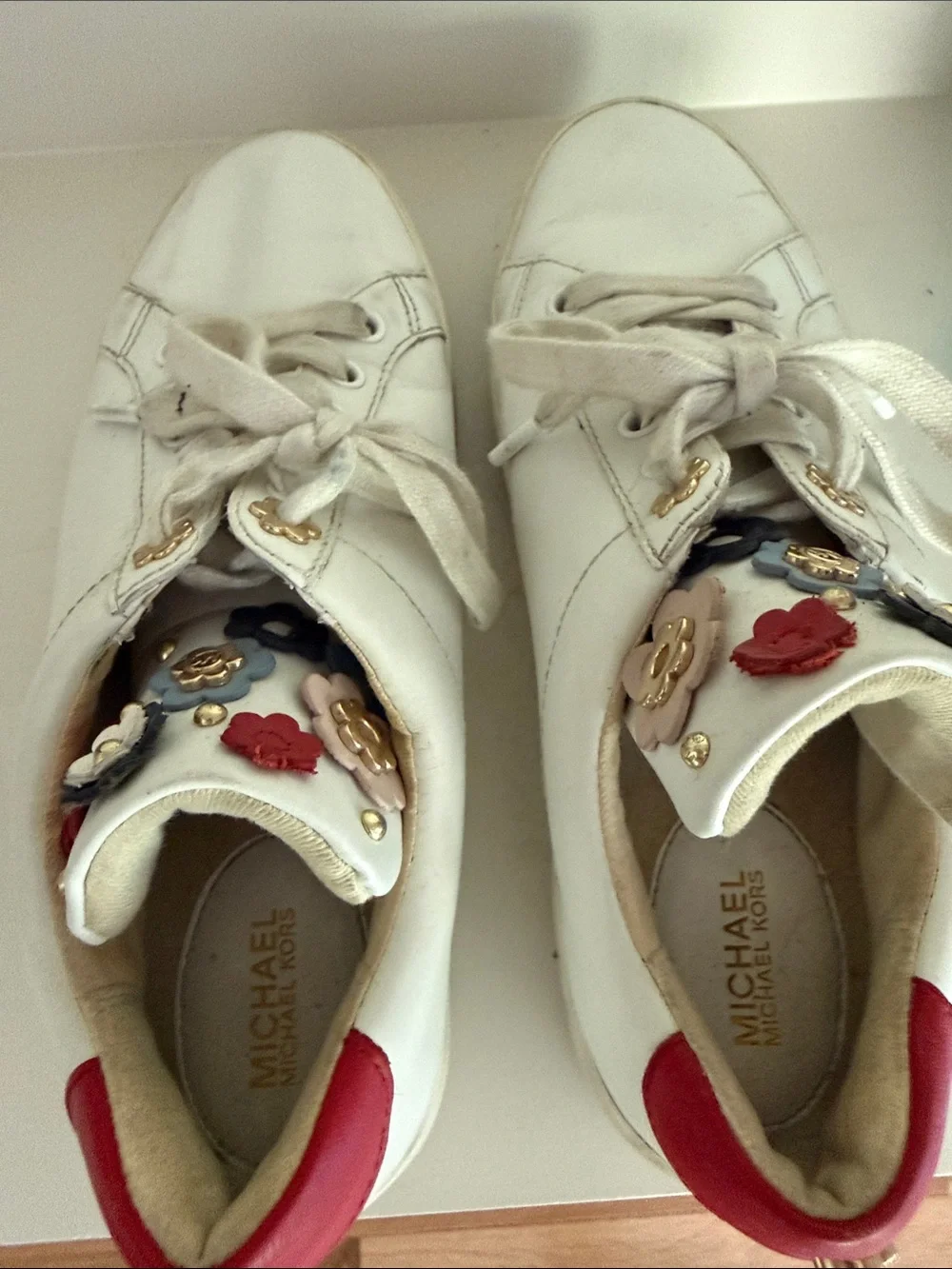 Women's White Floral Embellished Lace-Up Sneakers